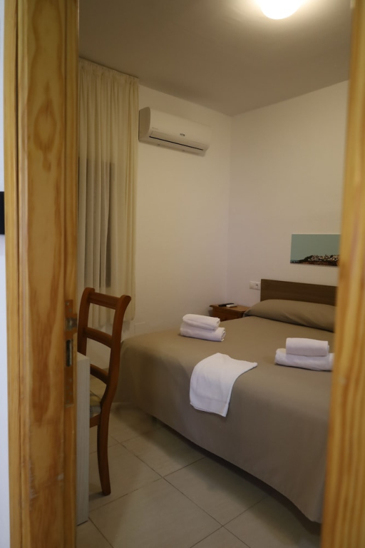 Hospedium DLJ Hostal Ben Nassar
