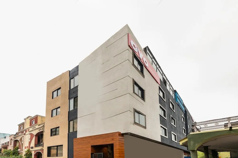Oyo 42608 Hotel A5