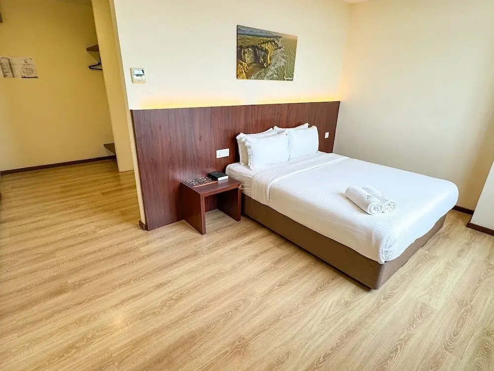 Emart Hotel Riam Sdn Bhd