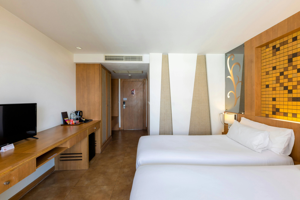 Centara Nova Hotel Pattaya