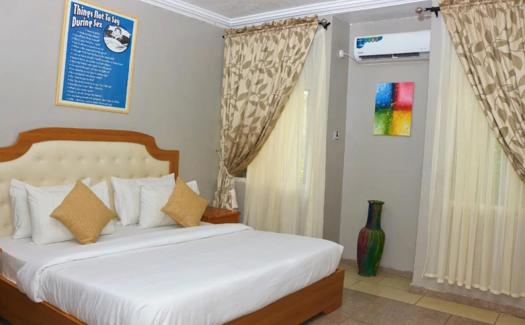Jacaranda Suites