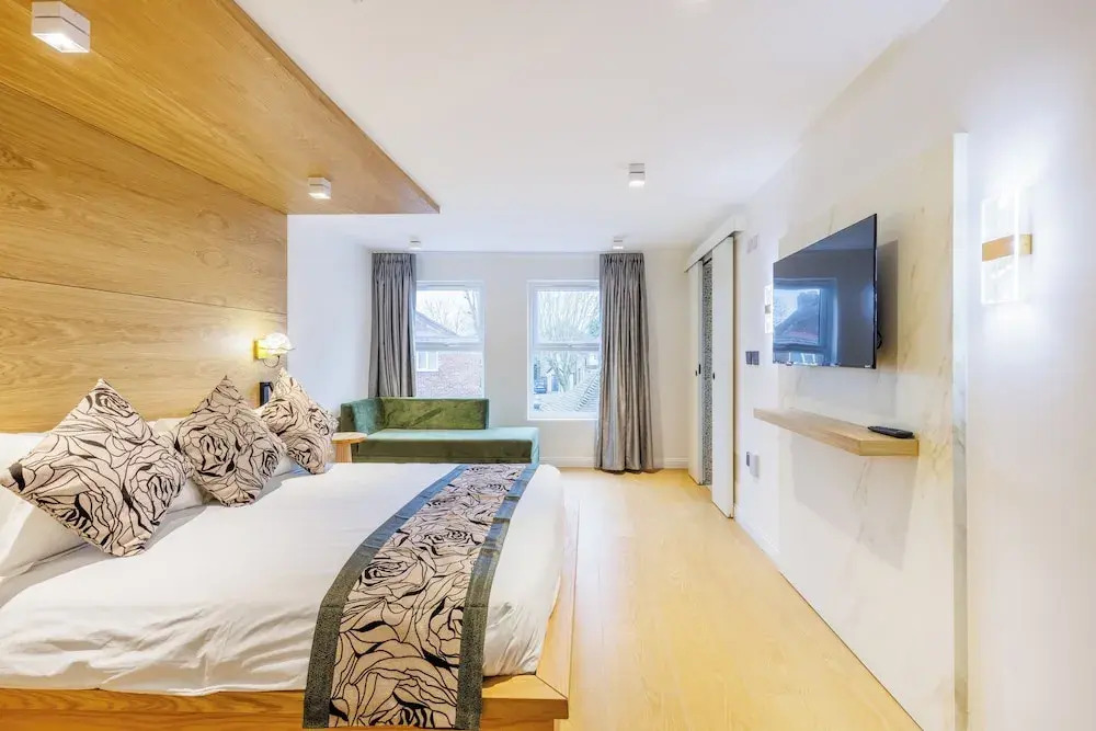 Rosemay Boutique Hotel Near Heathrow Airport