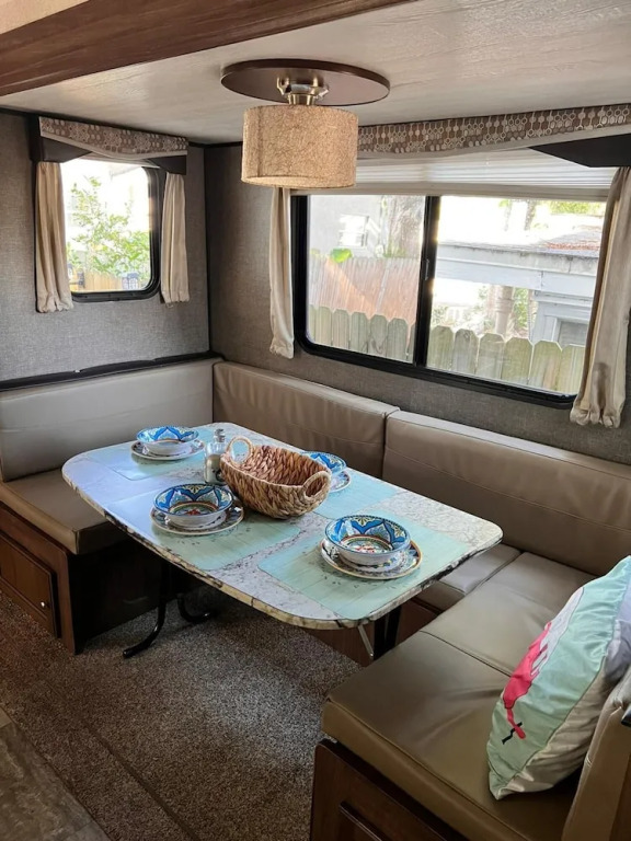 RV Camper Paradise on the Wheels Near Clearwater Beaches