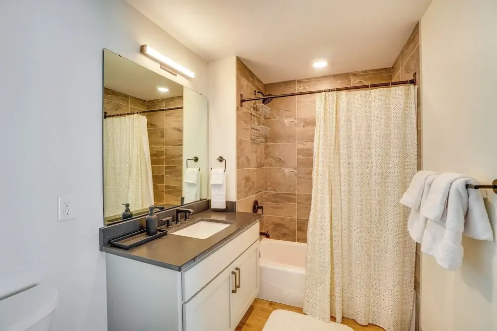 Modern Winter Park Condo w/ Community Hot Tub!