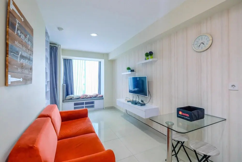 Minimalist And Comfort 2Br At Tamansari The Hive Apartment