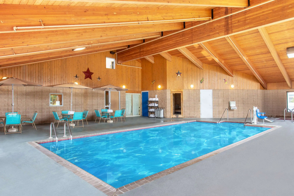 AmericInn by Wyndham Calumet