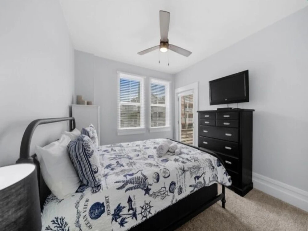 A Shore Thing 1 - Oceanfront And Dog Friendly! Private Beach Access! 3 Bedroom Townhouse by RedAwning