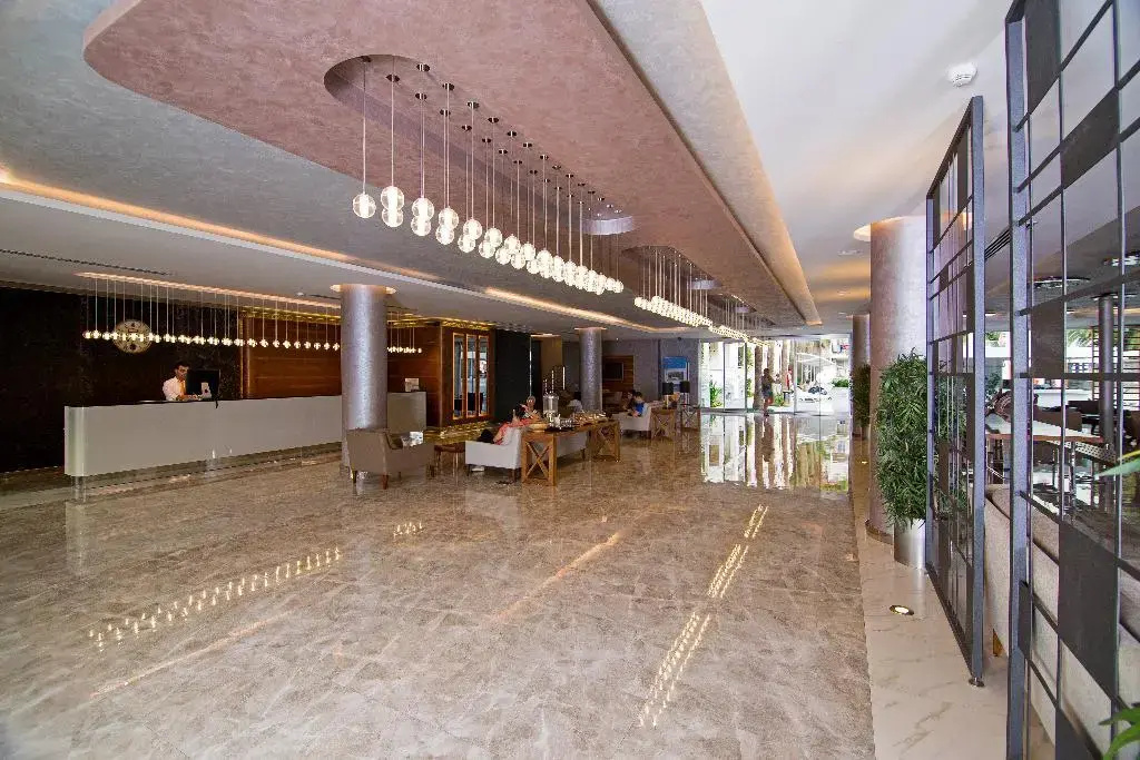 Mirage World