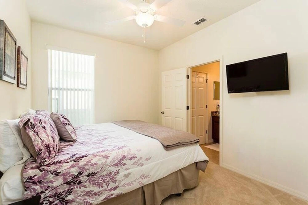 1016 Tourmaline Drive 4 Bedroom Home