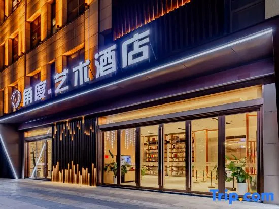 Angle Art Hotel