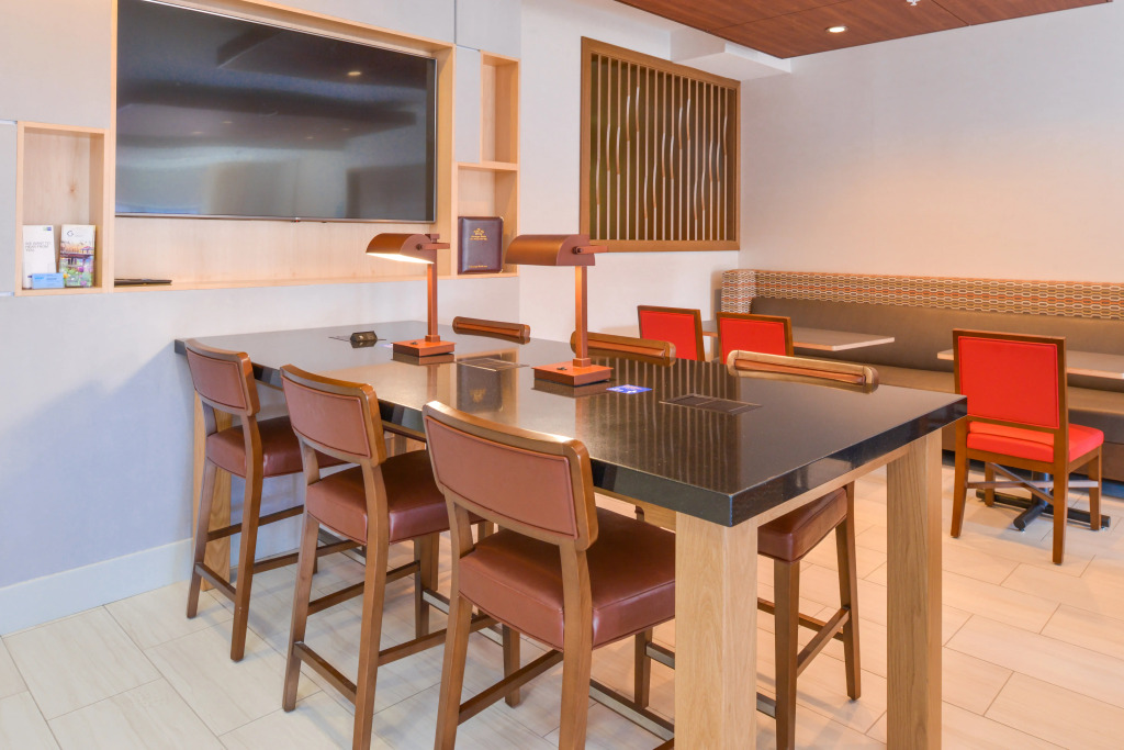Holiday Inn Express Glenwood Springs Aspen Area by IHG