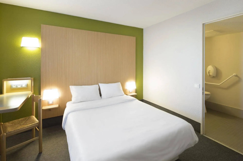 B&B HOTEL Lille Tourcoing Centre