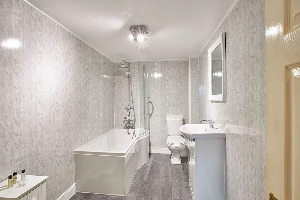 Host Stay Regency Mansions Apartment