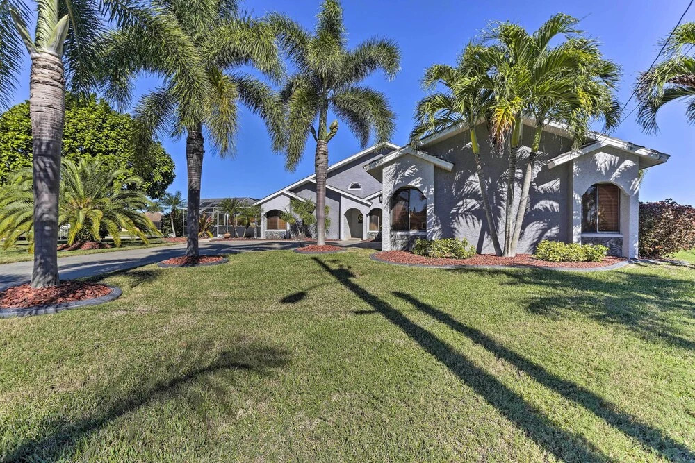 Private Dock: Canalfront Home in Cape Coral