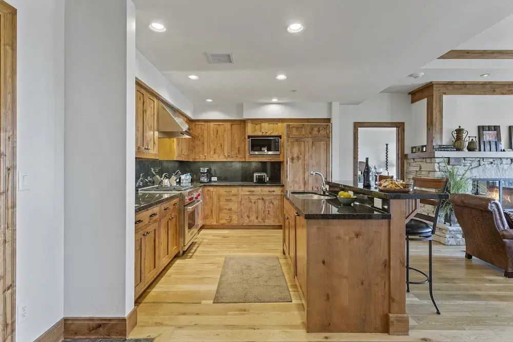 Shooting Star Lodge at Deer Valley Resort - Two Bedroom Residence #203 2 Condo