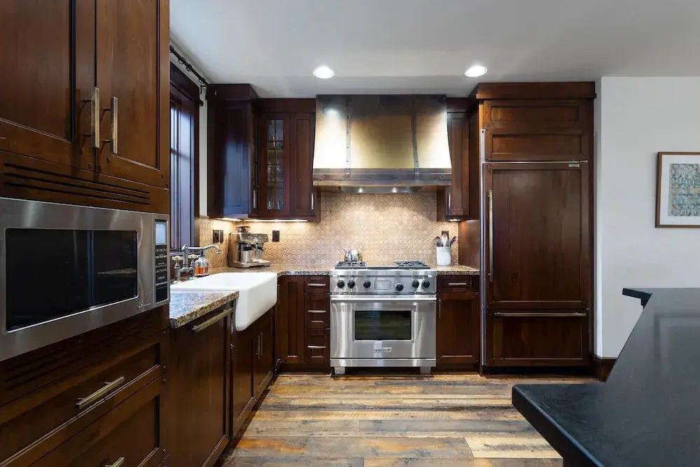 Arrowleaf Lodge - Two Bedroom Condo Residence #209 by Deer Valley Resort