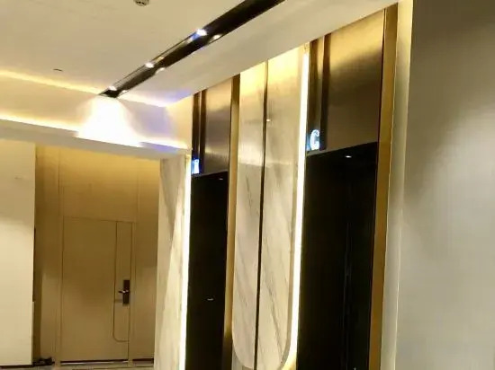 Teng rui waitan wan teng rui center store Apt 2808 , Chao zhou China