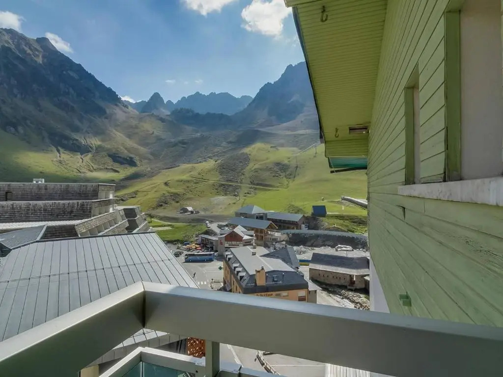 Appartement La Mongie, 2 pièces, 6 personnes - FR-1-404-53