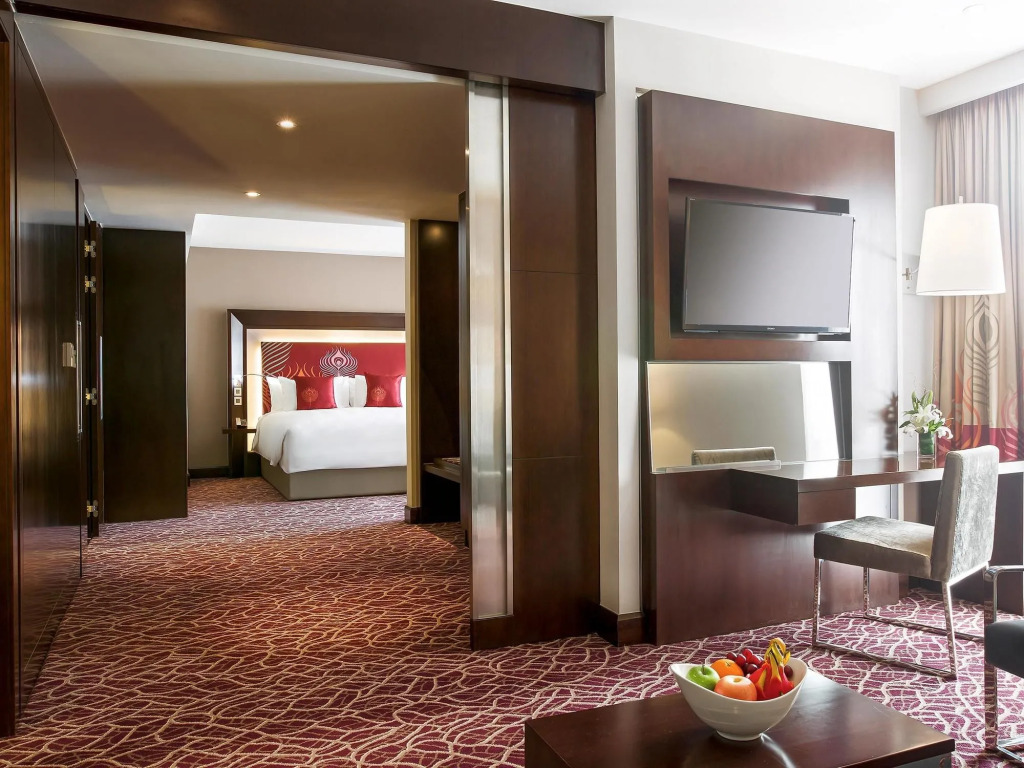 Novotel Yangon Max