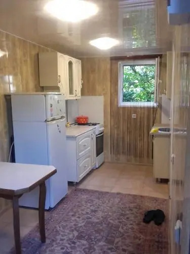 Guest House on Sukhumskoye shosse 33