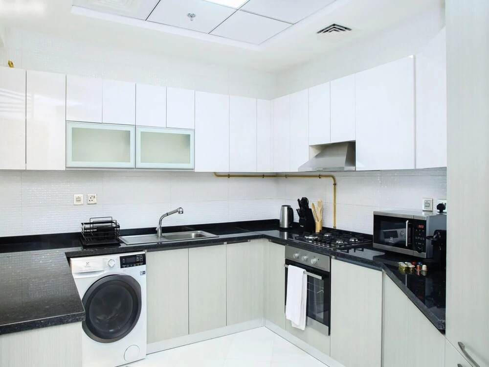 Chic 3BR Apt Near Dubai Mall