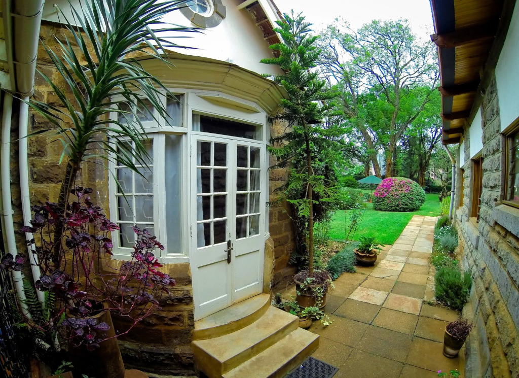 Amani Gardens Inn