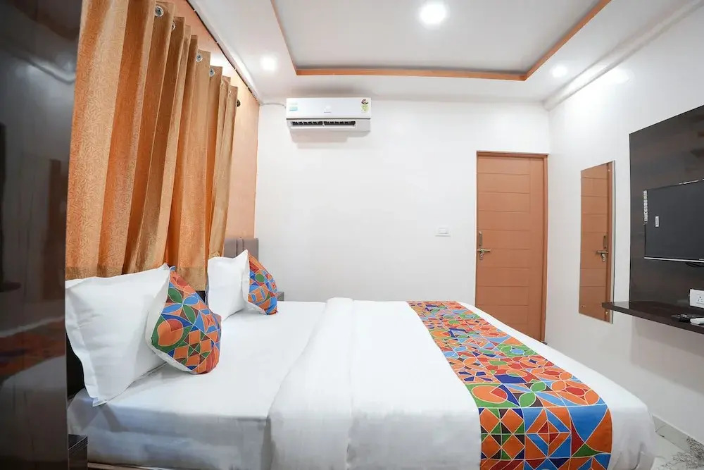 FabHotel A White Pearl Suites - Nr Bangalore Airport