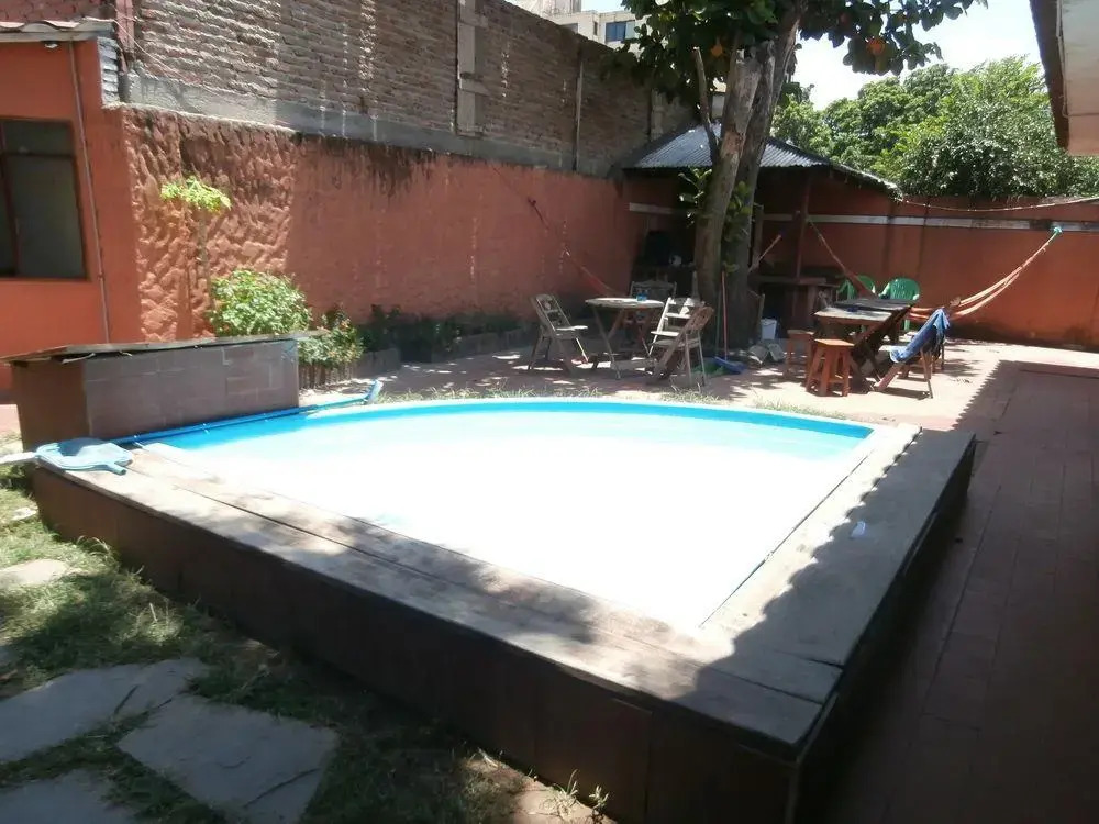 Loro Loco Hostel