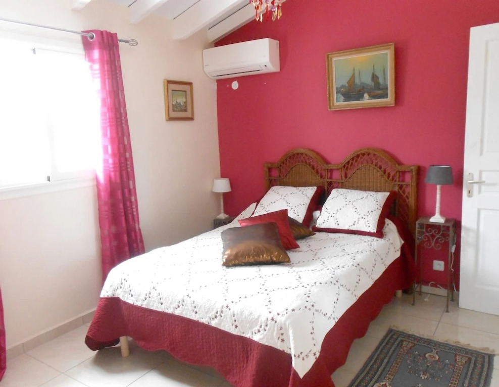 House With 2 Bedrooms in Saint François, With Enclosed Garden and Wifi