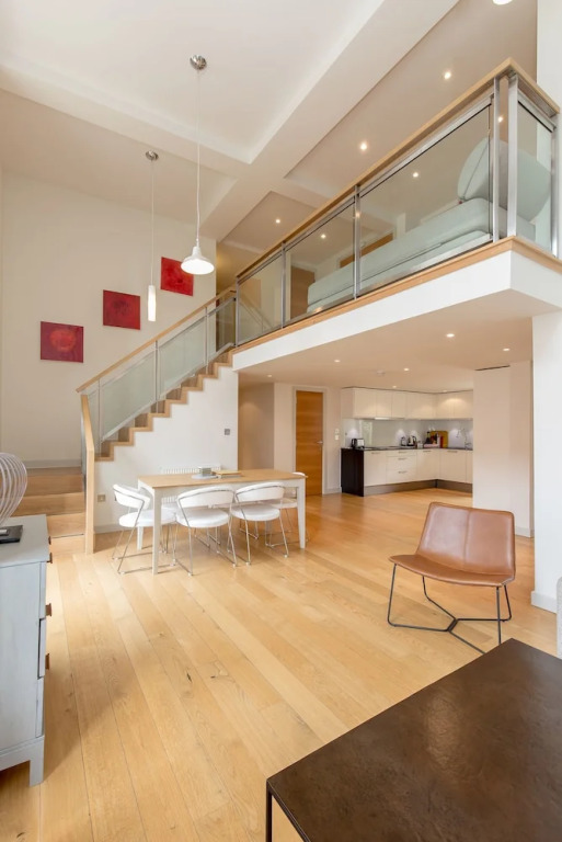 424 - Simpson's Loan Duplex Apartment