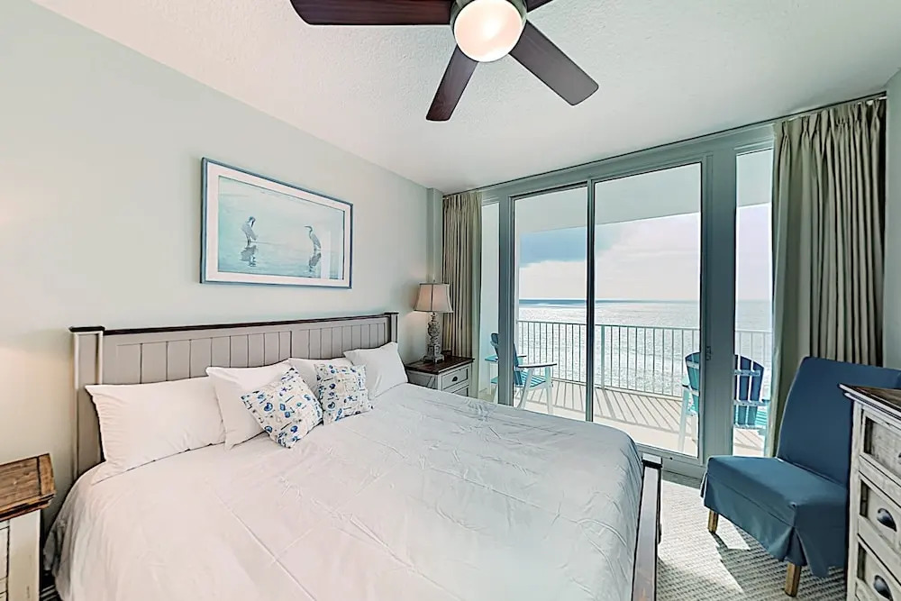 New Listing! Gulf-front Getaway W/ 2 Pools & Gym 1 Bedroom Condo