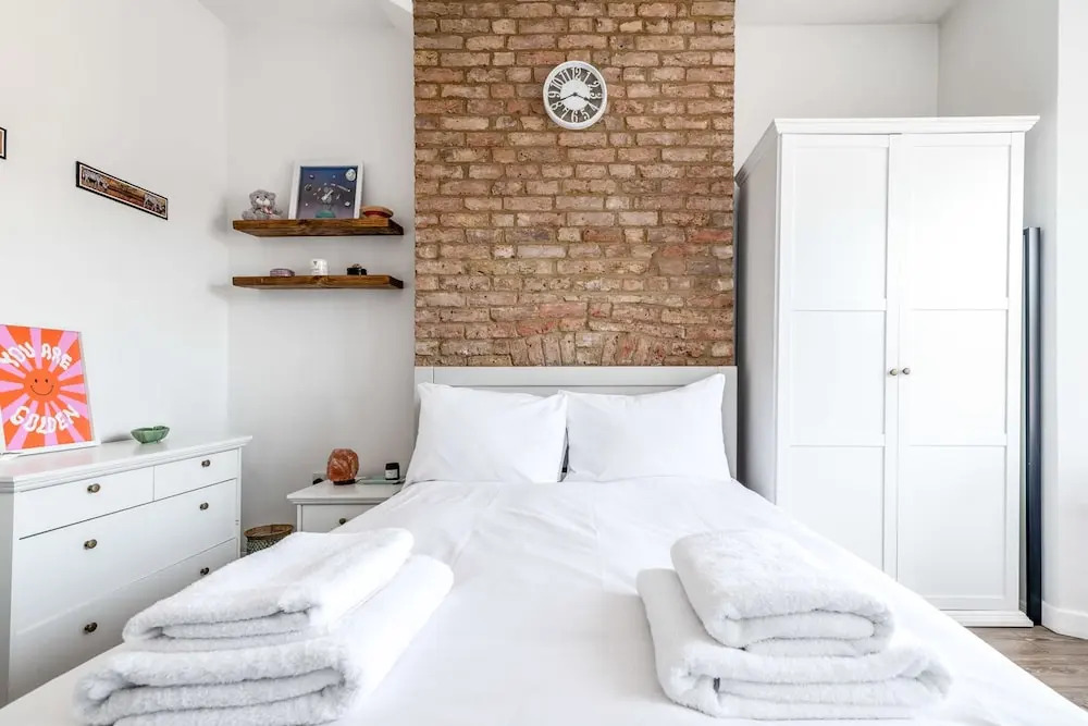 Chic and Cheerful Flat in Willesden Green