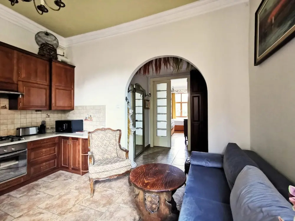 Penthouse with Piano & Old Town View