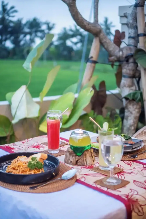 Green Kulu a Romantic Private Villa with Pool