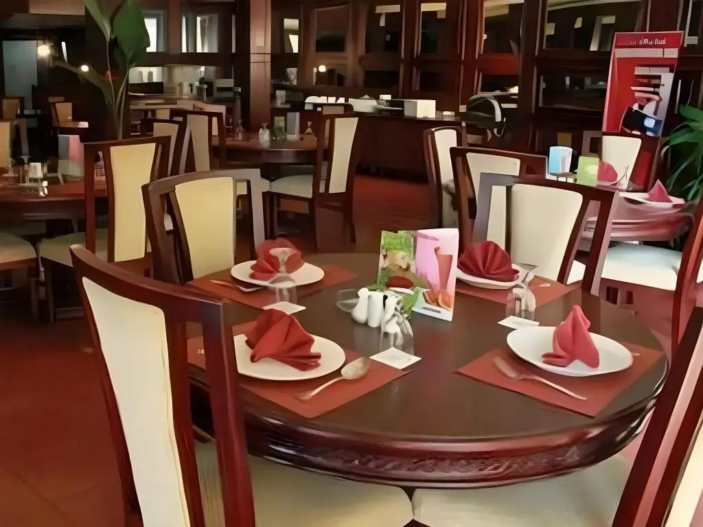 Pardede International Hotel