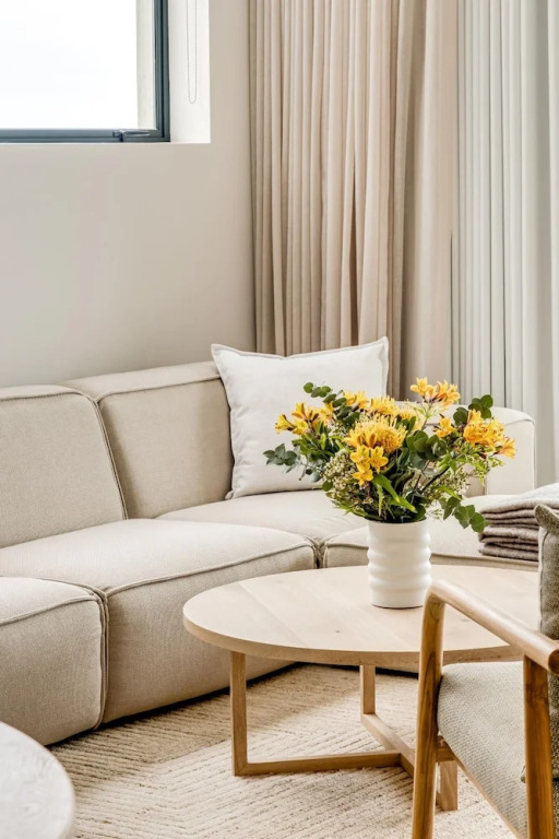 Ocean View 1bed Apartment in Sea Point Marlo Cove