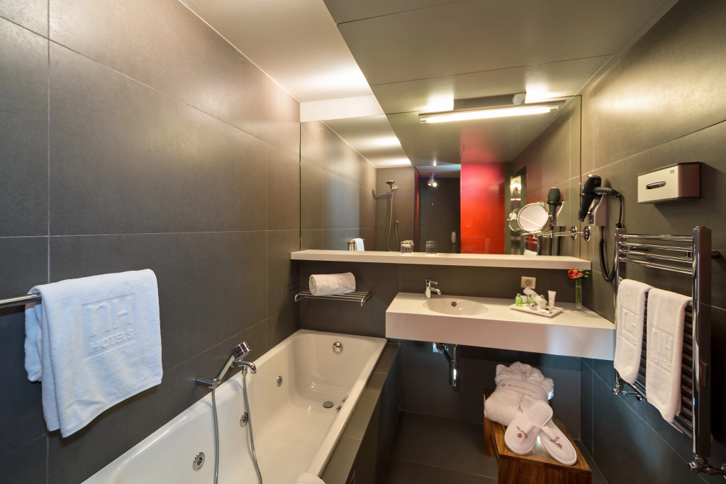 NH Collection Barcelona Constanza