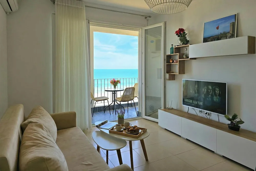 Sea Vista Apartment 158