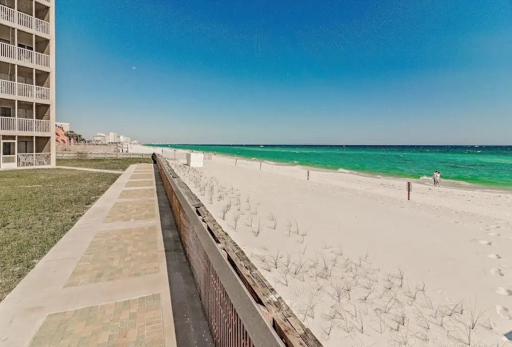 Gulf Shore Condo #102 - 2 Br Condo By Redawning
