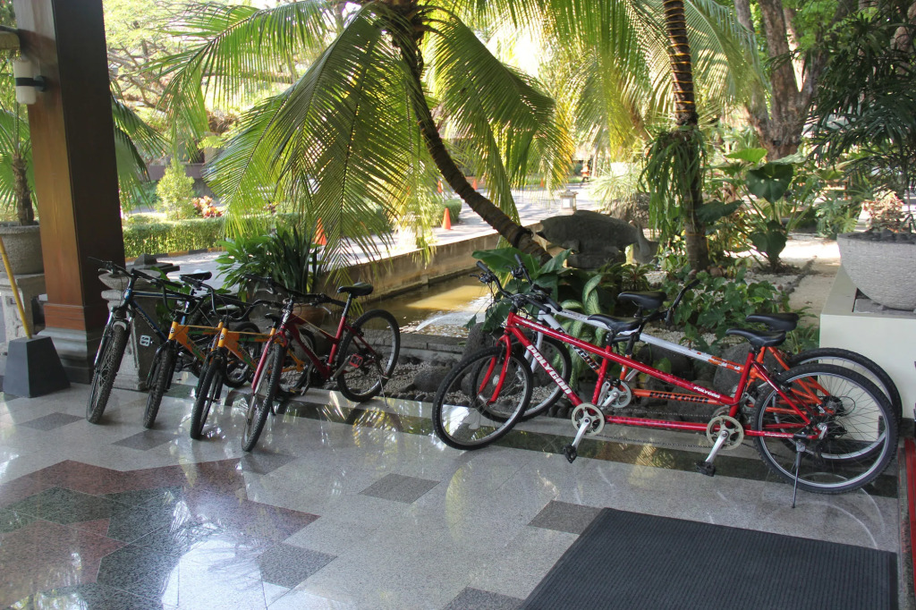 Singgasana Hotel Surabaya