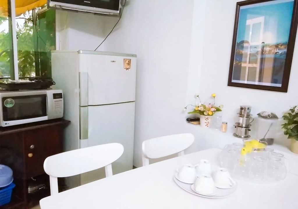 Nha nghi Hoang Cam