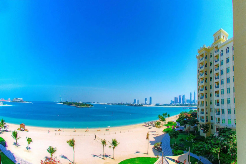 Апарт-отель Royal Club at Palm Jumeirah