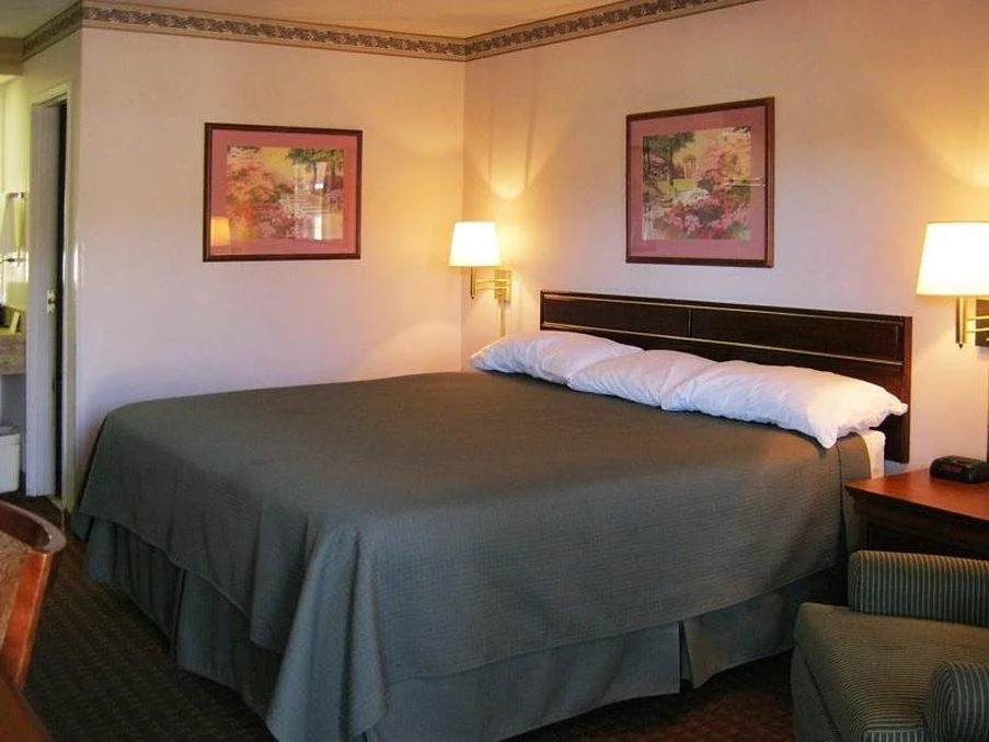 Briarwood Inn