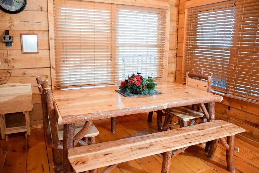 SWEET SERENITY - 2 Bedrooms, 2 Baths, Sleeps 6 home