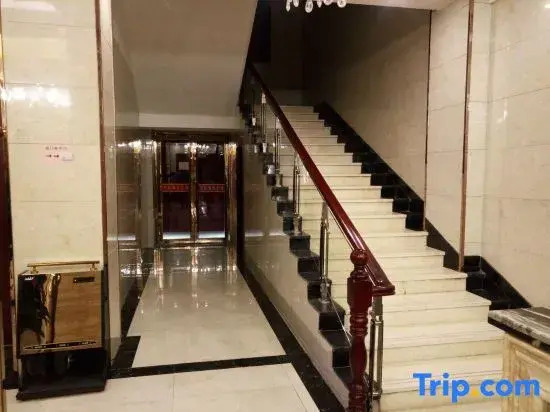 Wanjia Business Hotel (Yuzhong Taibai East Road)