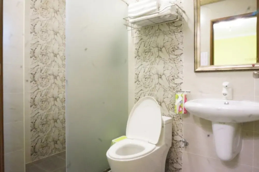 Holby No.8 Elevator Homestay