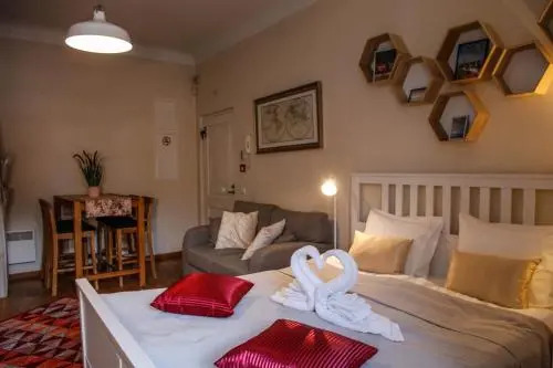 Dream Stay - Cosy Old Town Studio For 3