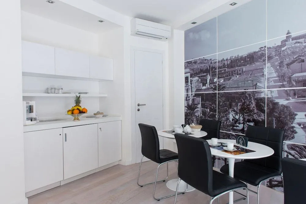 Rigel Villanova Rooms