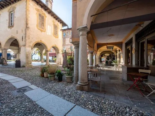 Ai Portici (ORA215)