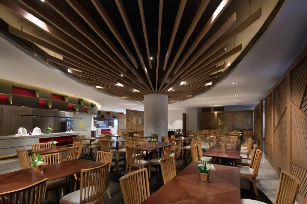Biquan Kongzhong Hot Spring Hotel